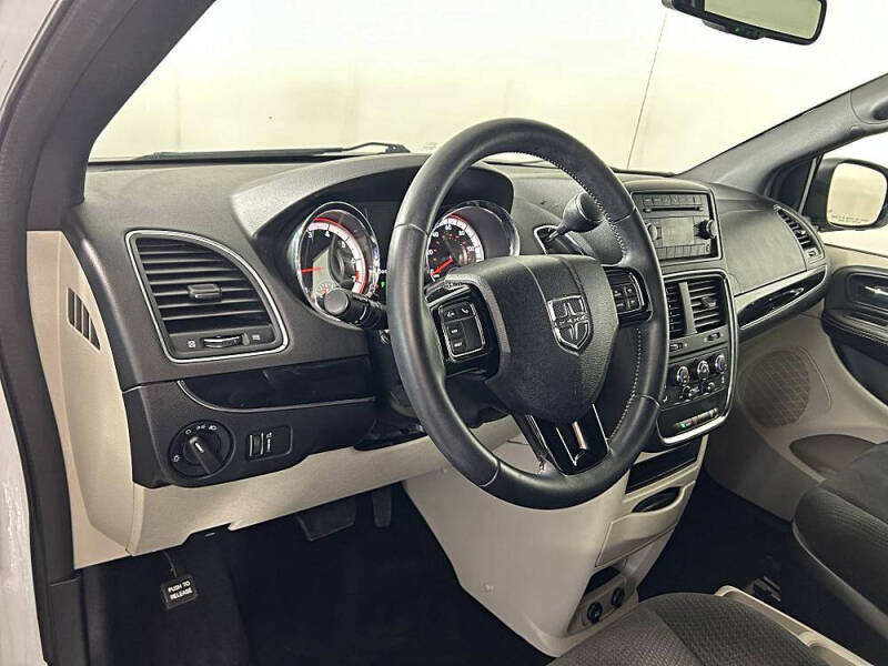 2016 Dodge Grand Caravan SE Plus