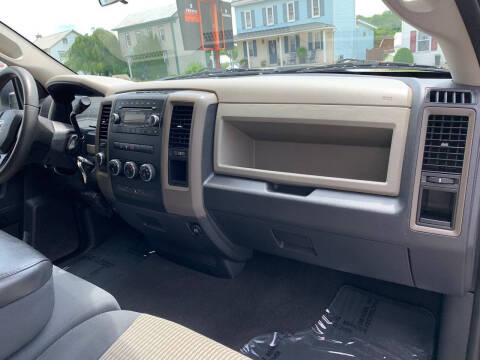 2012 RAM 1500 ST