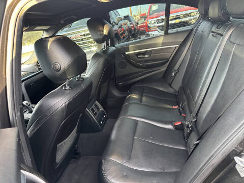 2017 BMW 3 Series 330i xDrive