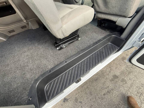 2012 Ford E-350