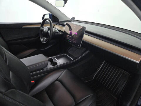 2024 Tesla Model Y Long Range