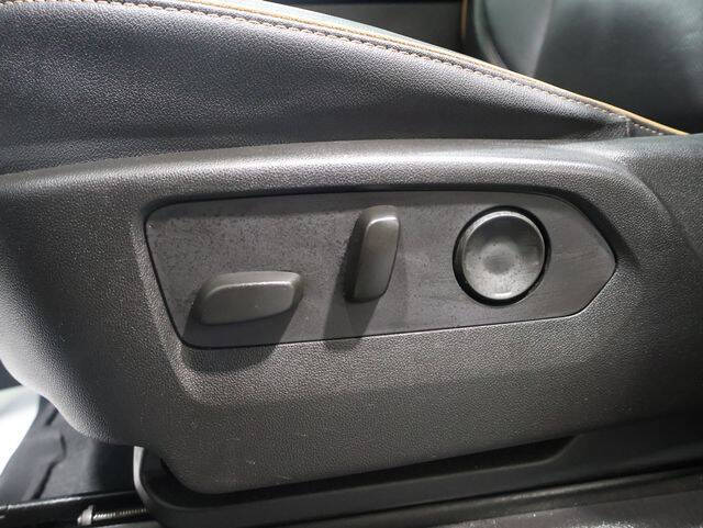 2023 GMC Yukon XL AT4