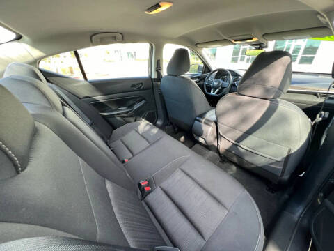 2023 Nissan Altima 2.5 SV