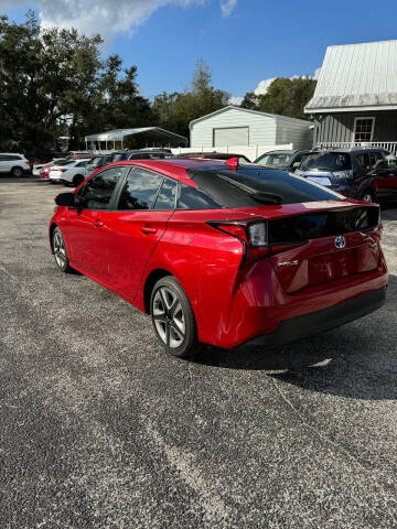 2019 Toyota Prius XLE