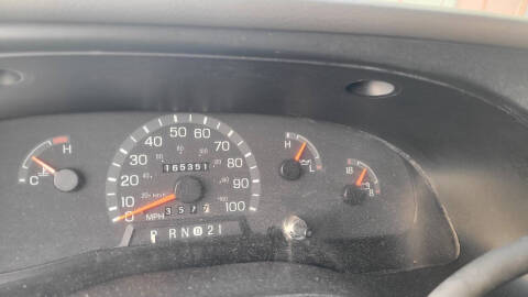2000 Ford E-150 Chateau