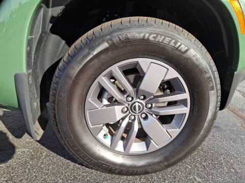 2025 Nissan Frontier SV