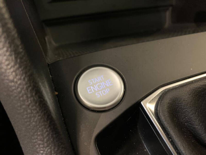 2022 Volkswagen Taos SE 4Motion