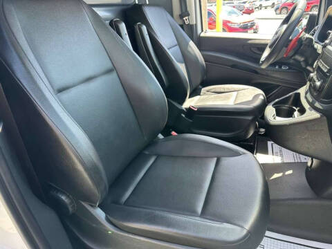 2017 Mercedes-Benz Metris Worker Cargo