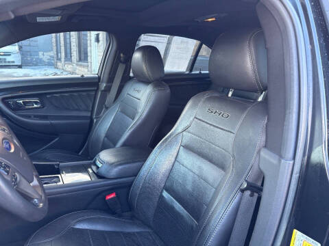 2015 Ford Taurus SHO