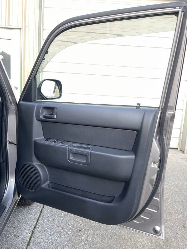 2000 Toyota BB