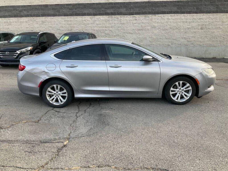2015 Chrysler 200 Limited