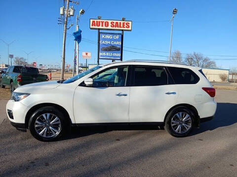 2017 Nissan Pathfinder SV