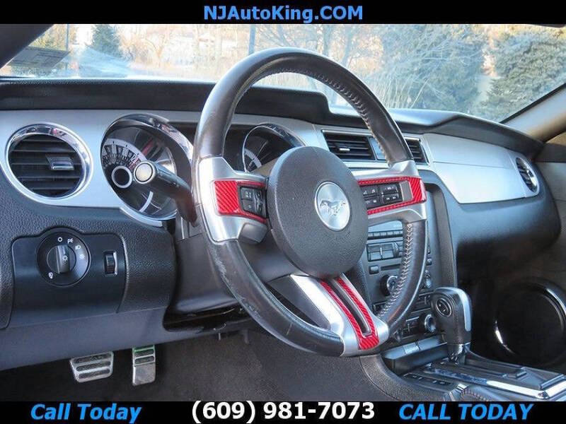 2013 Ford Mustang V6 Premium