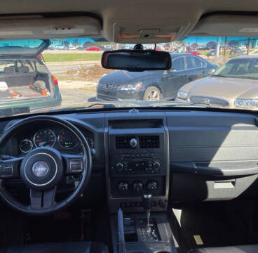 2012 Jeep Liberty Latitude