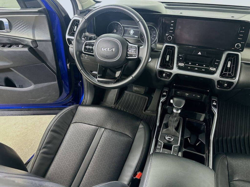 2022 Kia Sorento SX