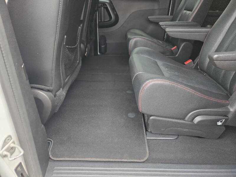 2015 Dodge Grand Caravan R/T