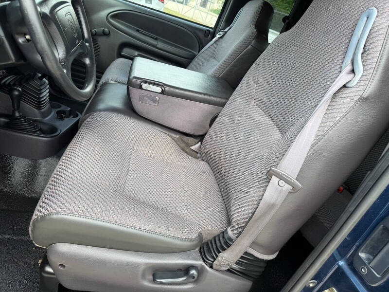 2002 Dodge Ram 2500 ST