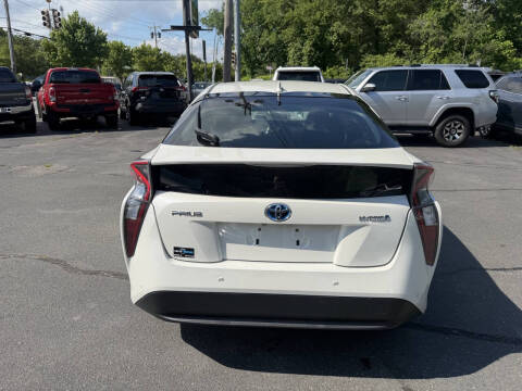 2018 Toyota Prius Three