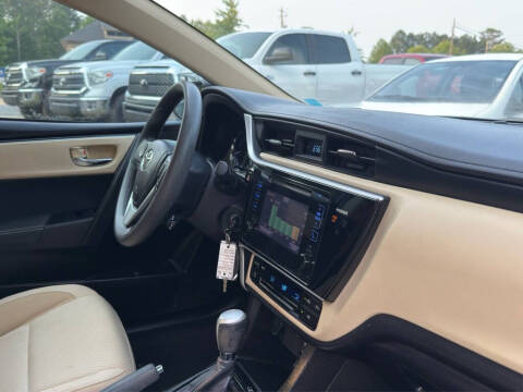 2017 Toyota Corolla LE