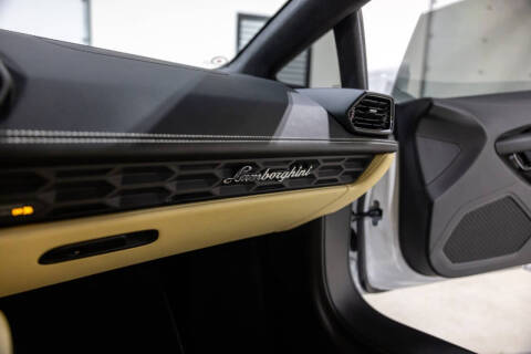 2016 Lamborghini Huracan LP 610-4