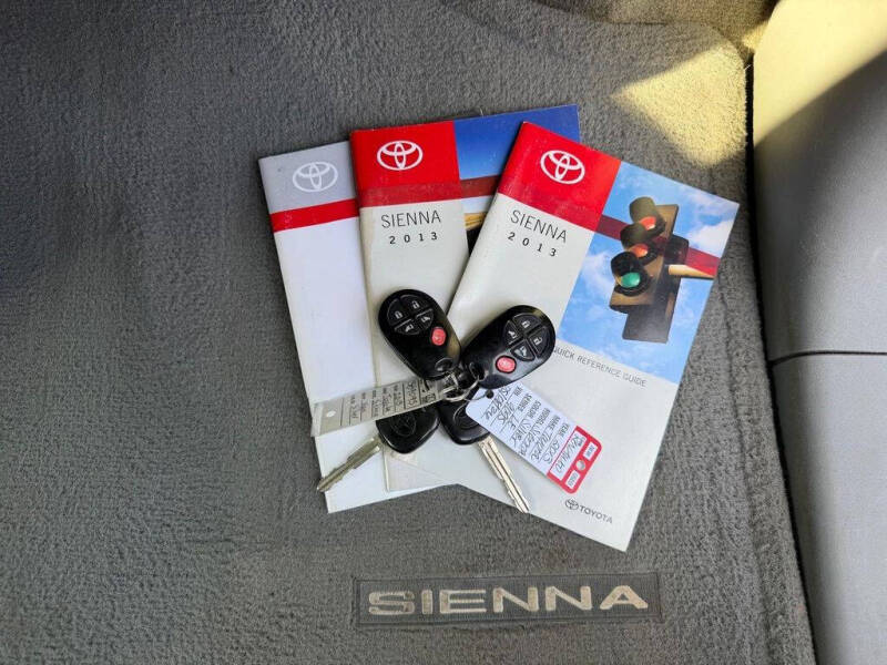 2013 Toyota Sienna