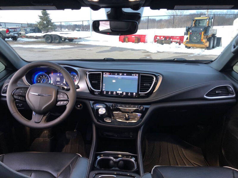 2023 Chrysler Pacifica Limited