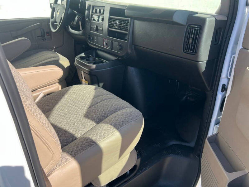 2026 Chevrolet Express 3500