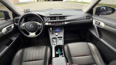 2012 Lexus CT 200h