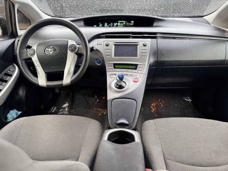 2015 Toyota Prius Three