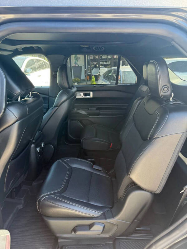 2020 Ford Explorer ST