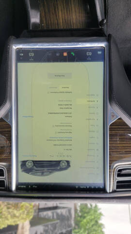 2015 Tesla Model S 70