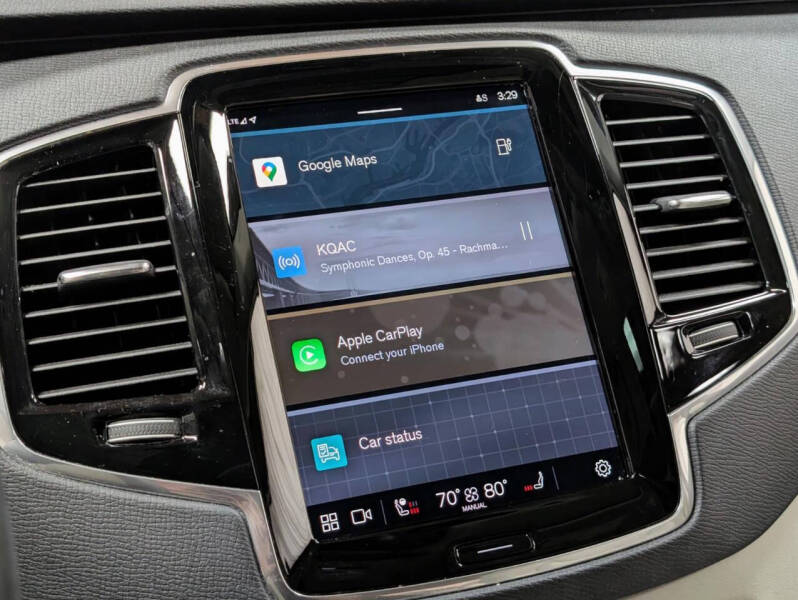 2025 Volvo XC60 B5 Plus Dark Theme