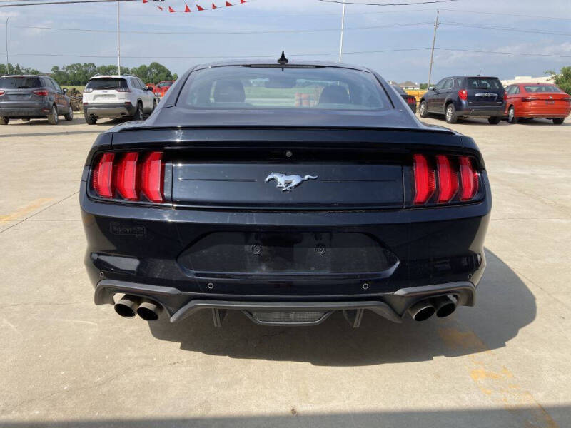 2020 Ford Mustang EcoBoost