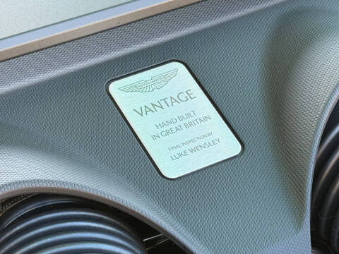 2025 Aston Martin Vantage