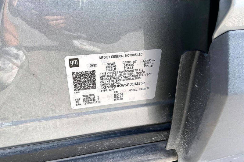 2023 Chevrolet Traverse LT Leather