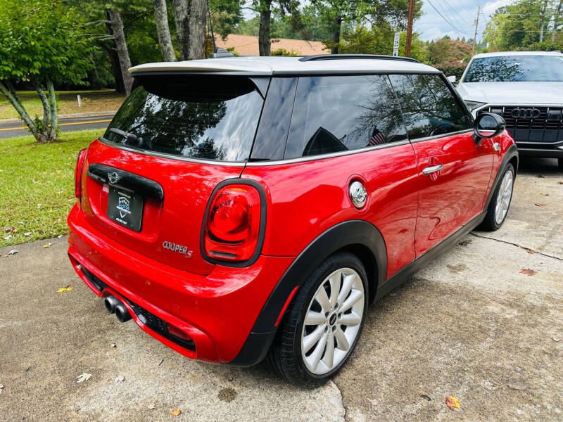 2015 MINI Cooper S photo 9