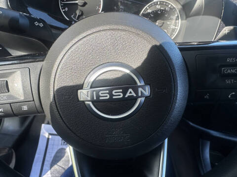 2022 Nissan Pathfinder S