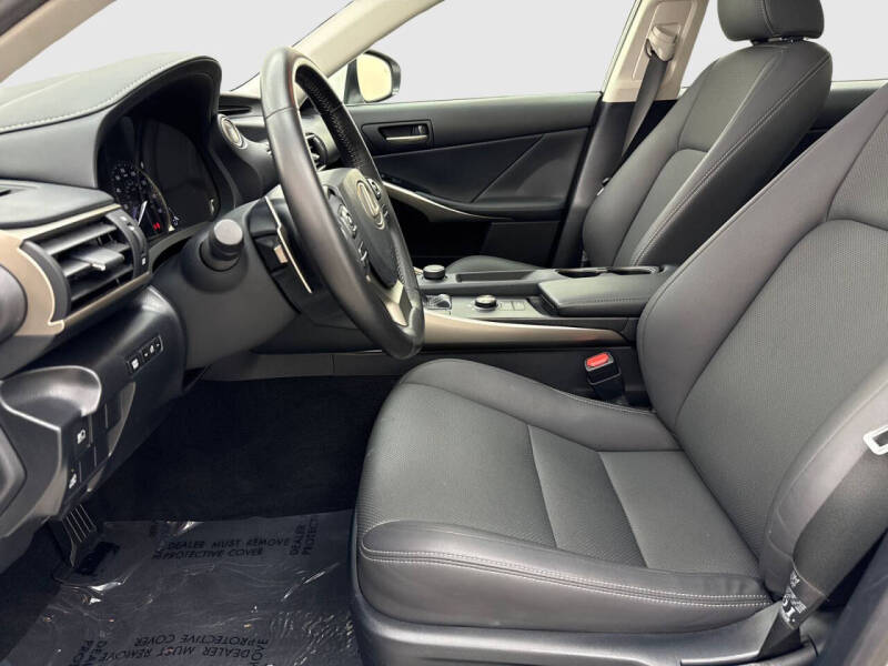 2019 Lexus IS 300