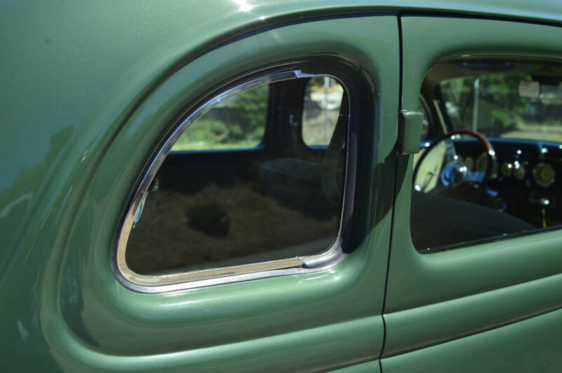 1936 Ford Deluxe