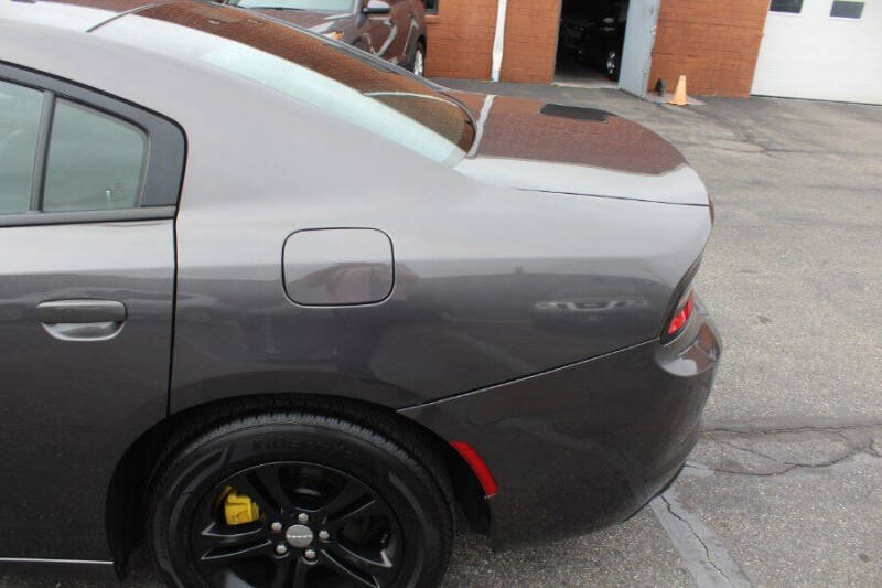 2020 Dodge Charger SXT