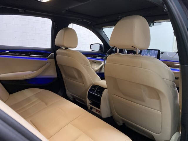 2020 BMW 5 Series 530i