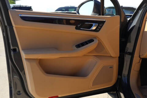 2016 Porsche Macan S