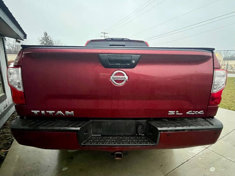 2017 Nissan Titan SL