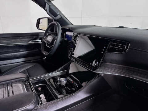 2022 Jeep Wagoneer Series II