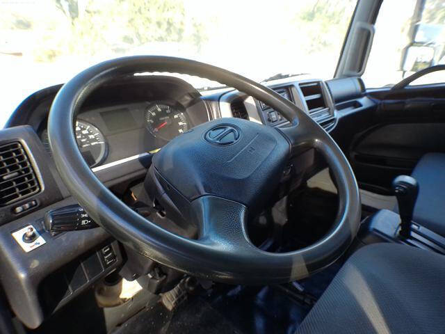 2016 Hino Conventional Cab