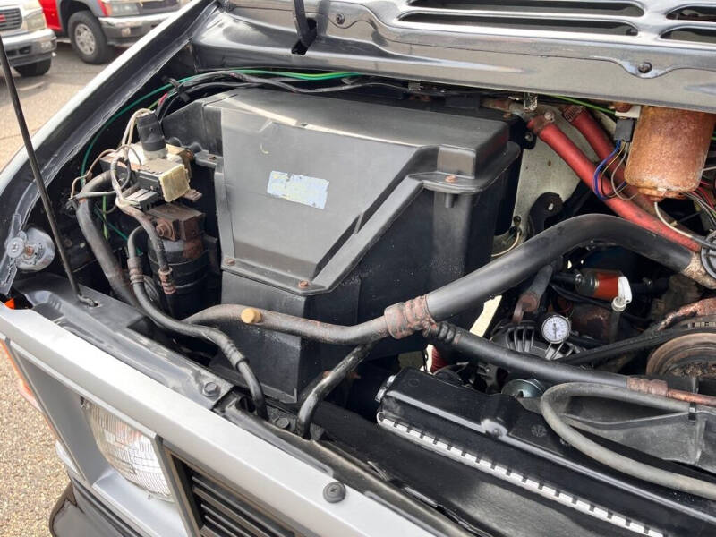 1984 RAM VANCHARGER 4X4
