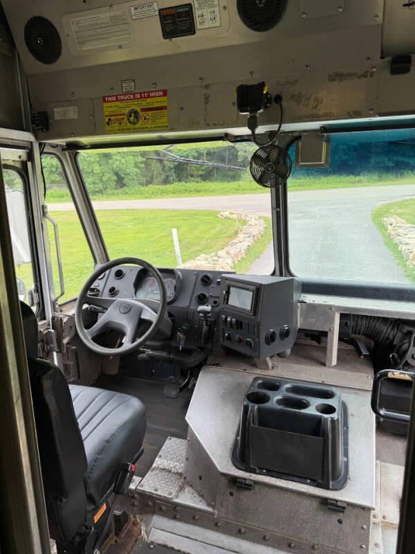 2017 Freightliner MT55 Chassis