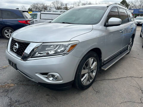 2014 Nissan Pathfinder for sale at TOP YIN MOTORS in Mount Prospect IL