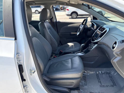 2017 Chevrolet Sonic Premier Auto