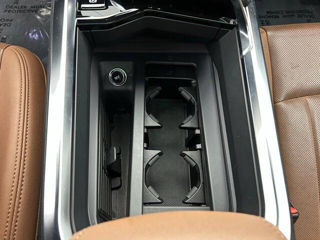 2021 Audi e-tron quattro Premium Plus